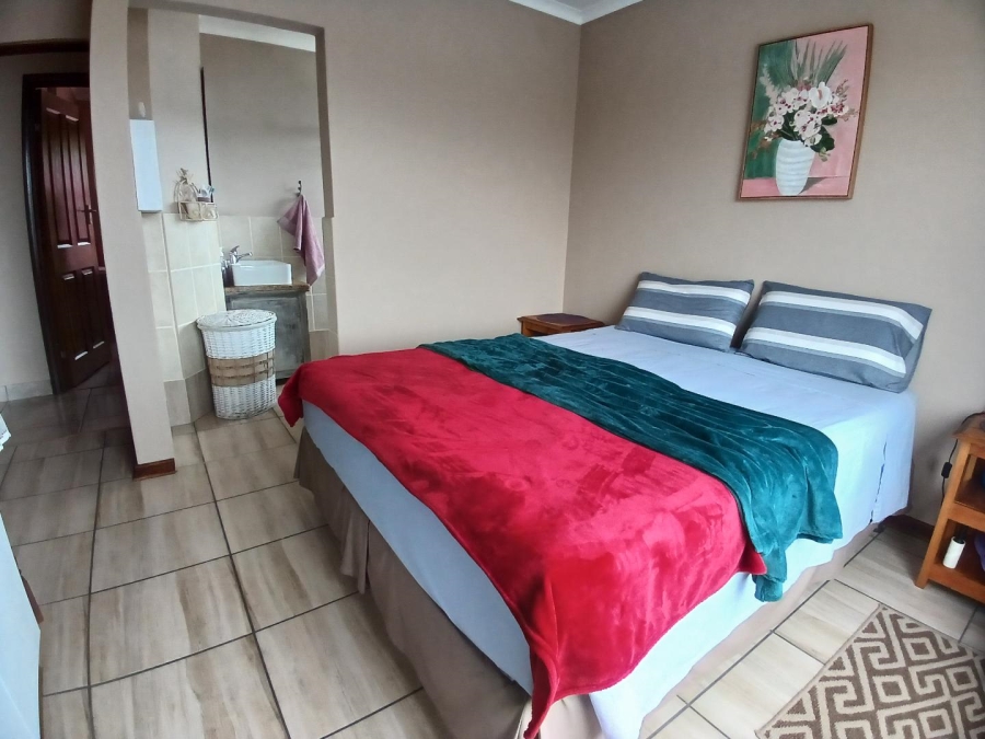 4 Bedroom Property for Sale in Seemeeu Park Western Cape